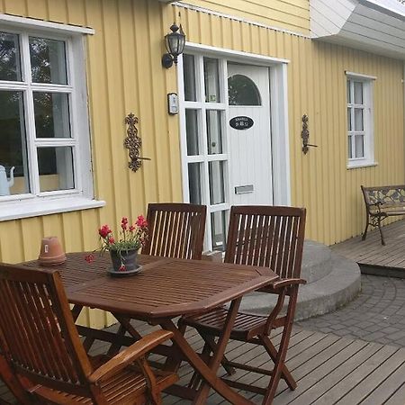 איילססטאד'יר Birta Guesthouse מראה חיצוני תמונה