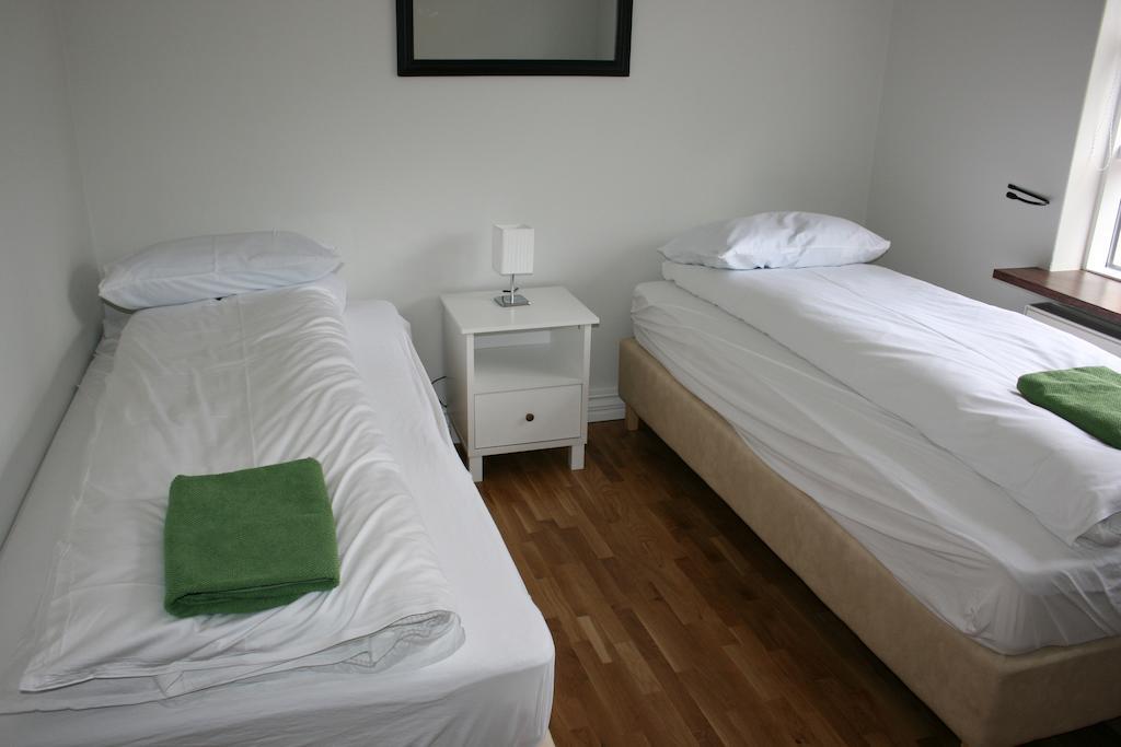 איילססטאד'יר Birta Guesthouse מראה חיצוני תמונה